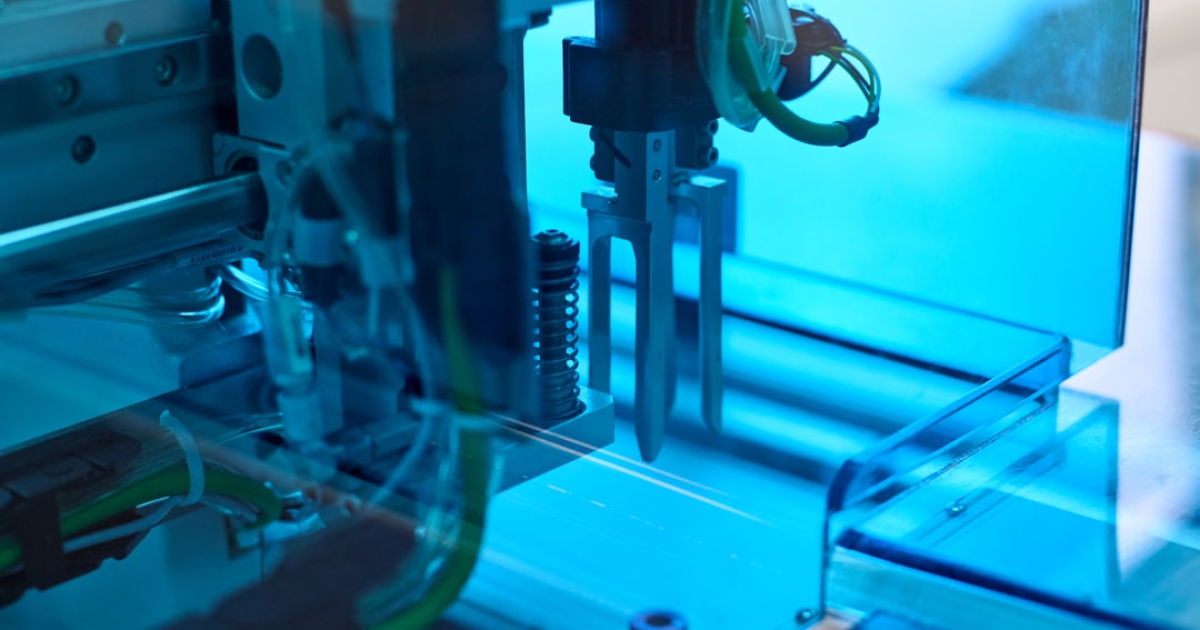 Overworld, 실시간 상호 작용 비디오 디퓨전 기술 'Waypoint-1' 선보임 관련 이미지