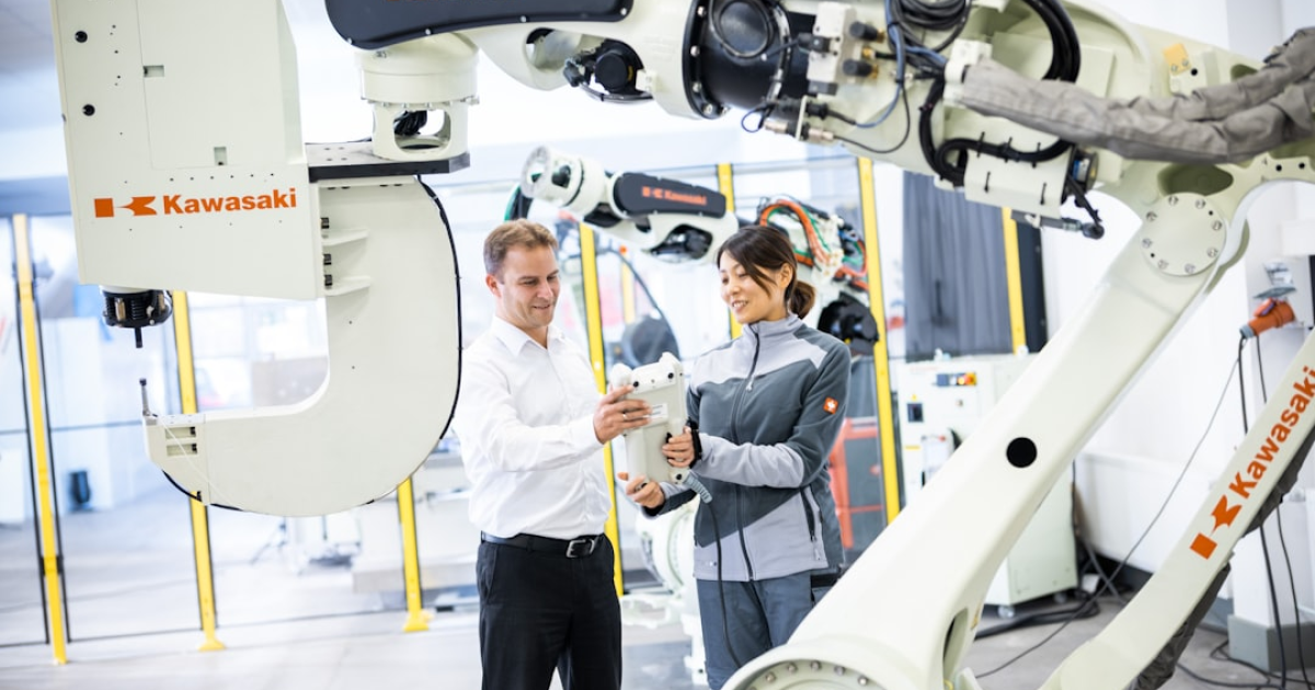 HHS Is Using AI Tools From Palantir to Target ‘DEI’ and ‘Gender Ideology’ in Grants 관련 이미지