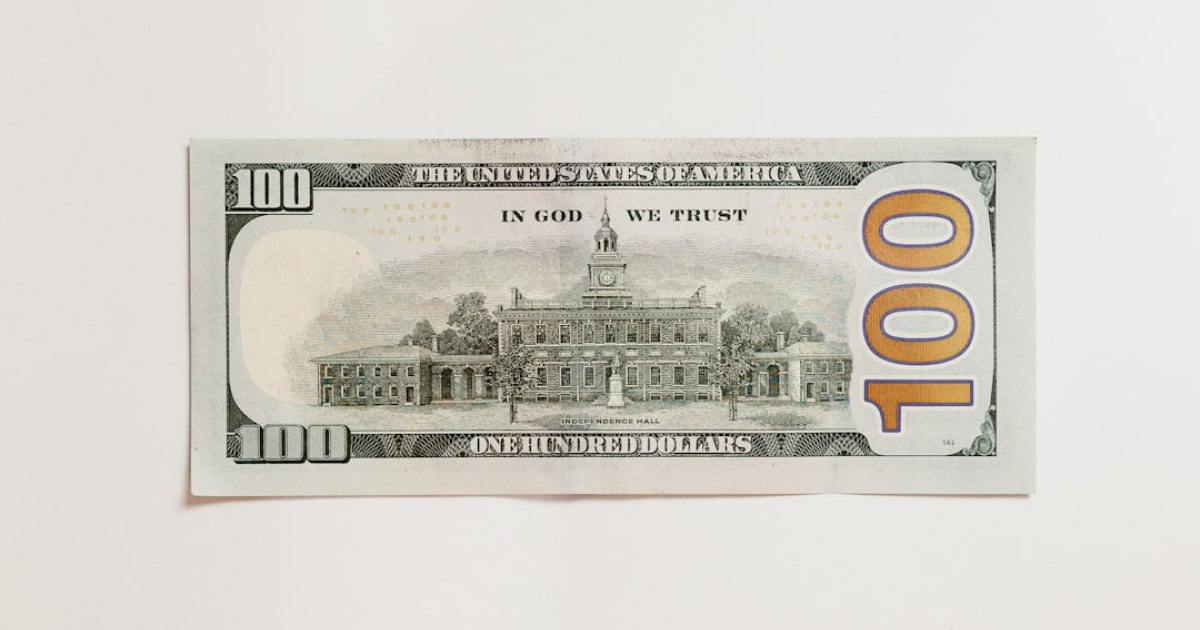 비트코인 가격 차트와 공포지수 표시