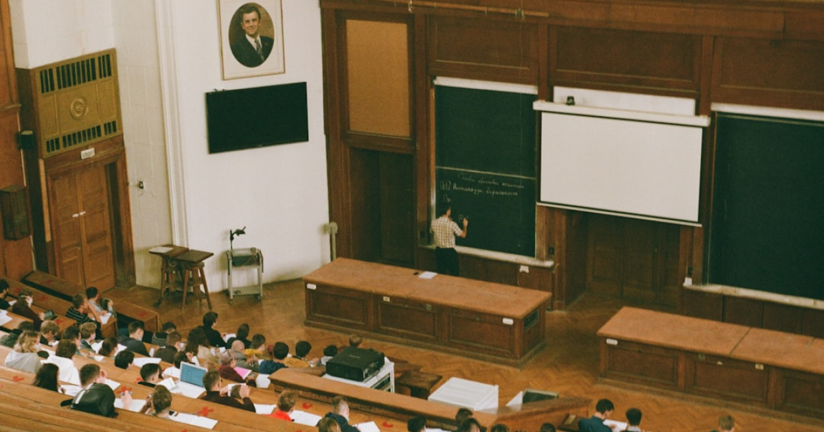 이재명, 쌍방울 변호사 추천 / 당내 파문 확산