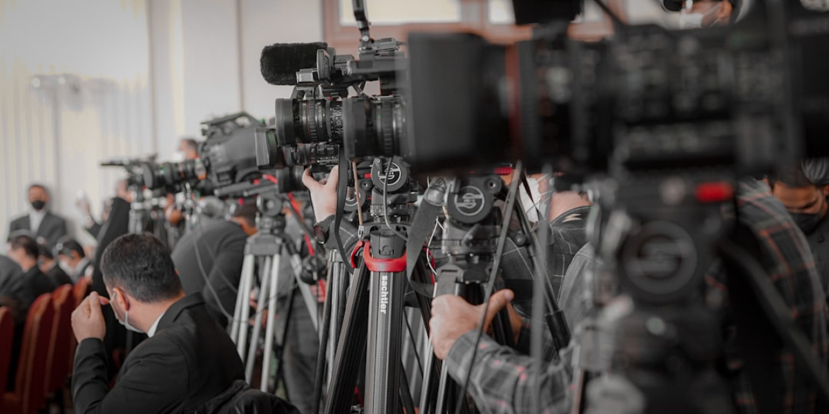 강풍에 불씨 붙어 의성 산불 확산 '아찔', 전국 눈 내려 대설특보 확대 관련 이미지