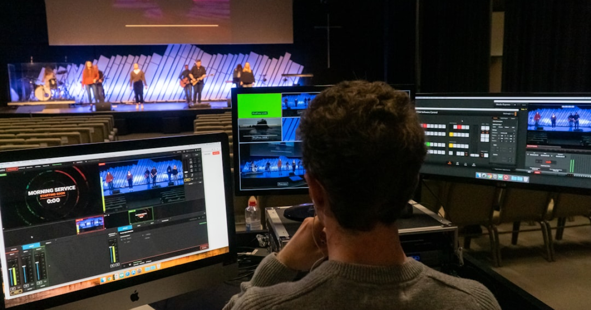 개빈 뉴섬 주지사 / 트럼프 비판 국제무대 적극 활용