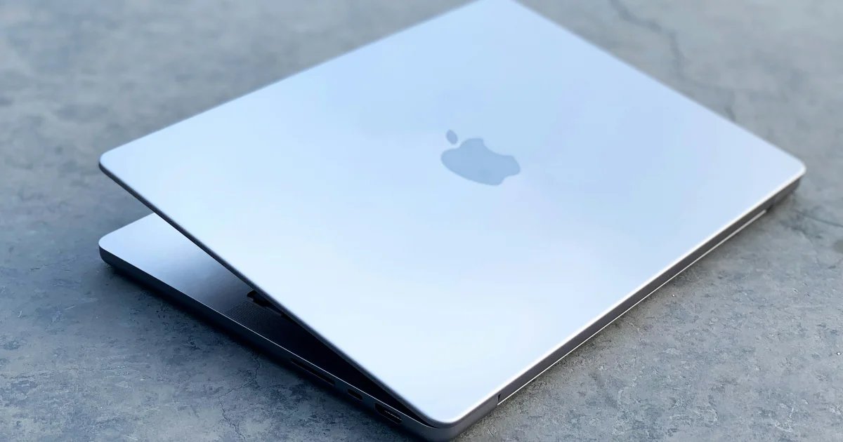 애플 보급형 맥북 컨셉 이미지