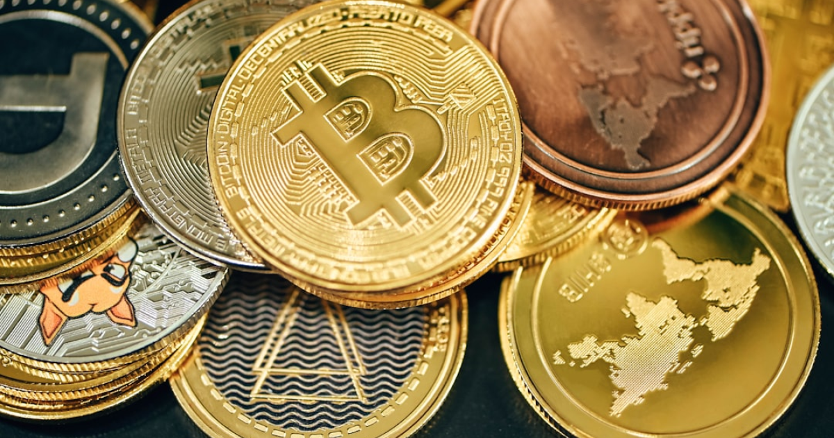 비트코인과 나스닥 지수 차트 상관관계 분석